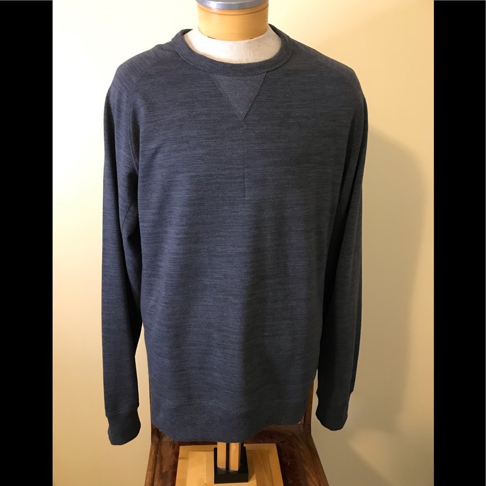 Men’s Champion Gray Crew Neck Long Sleeve Shirt